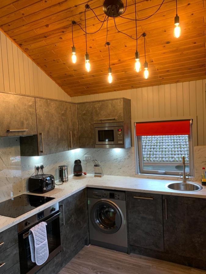 Milton Bay Luxury Lodge Wrapped In Exceptional Scenery Morenish 外观 照片